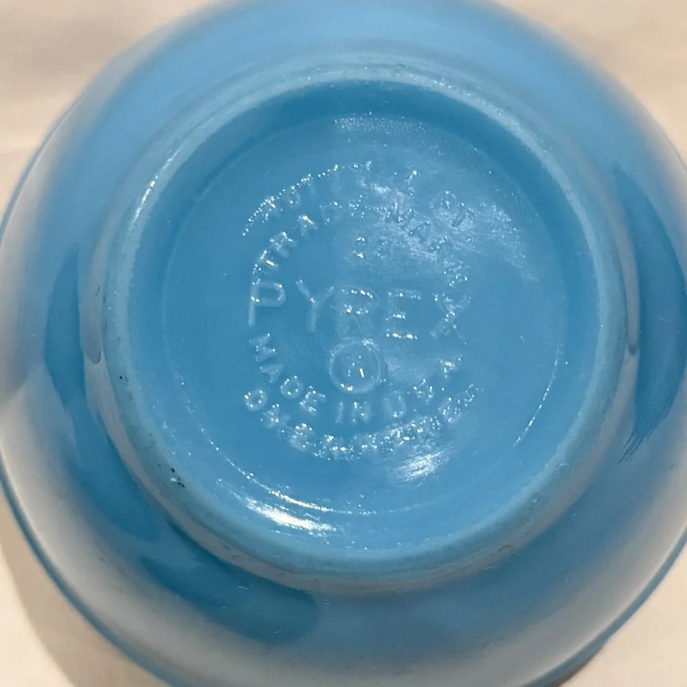 Vintage Pyrex Delphite Blue 401 402 Nesting Mixing Bowls Rare HTF Opal Glass Set